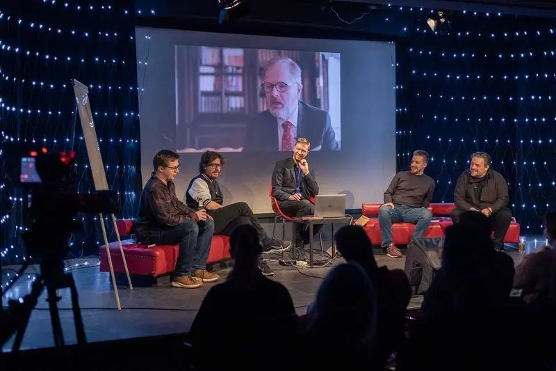 Underground Comedy: Nesem vám noviny