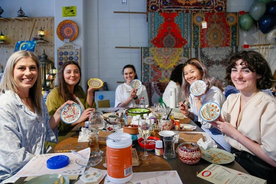 Ceramic Painting Class in Goulburn