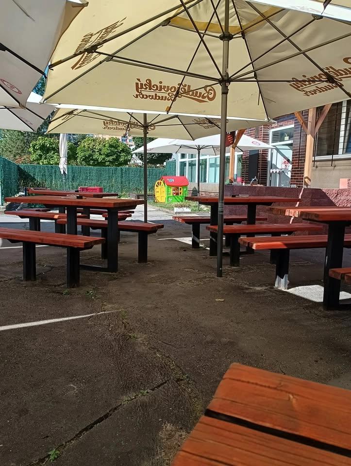 Grilování v restauraci Dubina