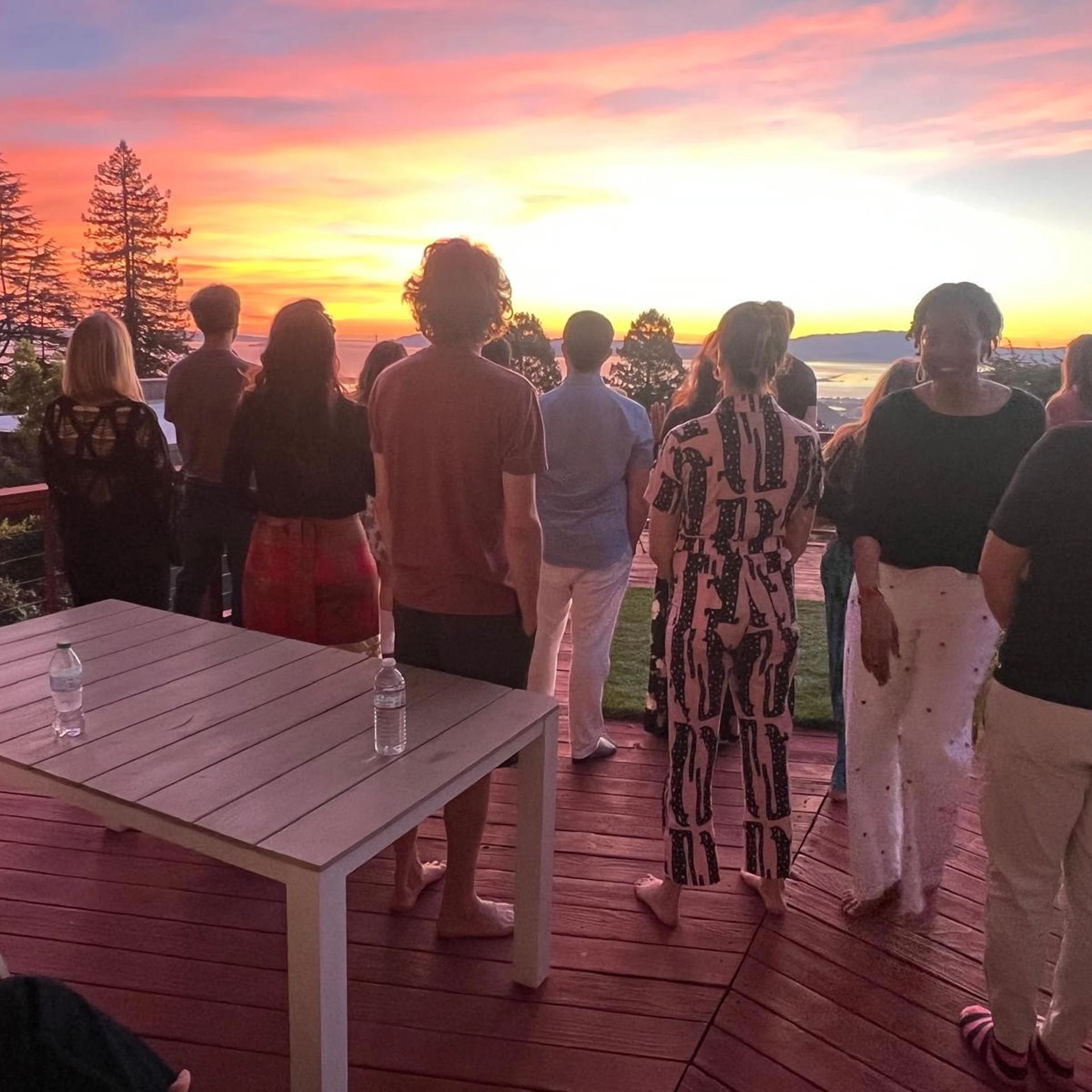 CATALYZE ⚡️ A conscious connection playground for visionary leaders to unlock clarity, ease, and flow in what you’re building