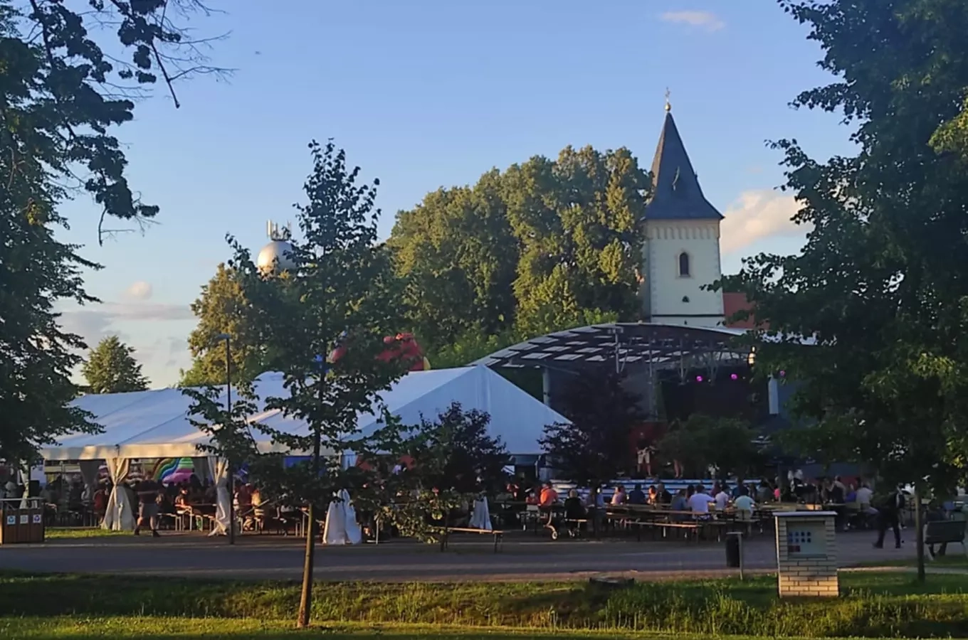 Sraz rodáků v Lomnici