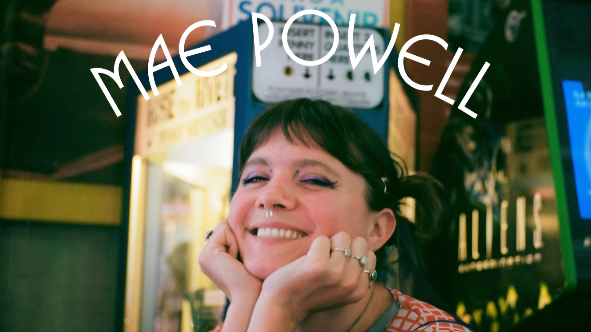 🎶 Mae Powell -- Yerba Buena Esplanade