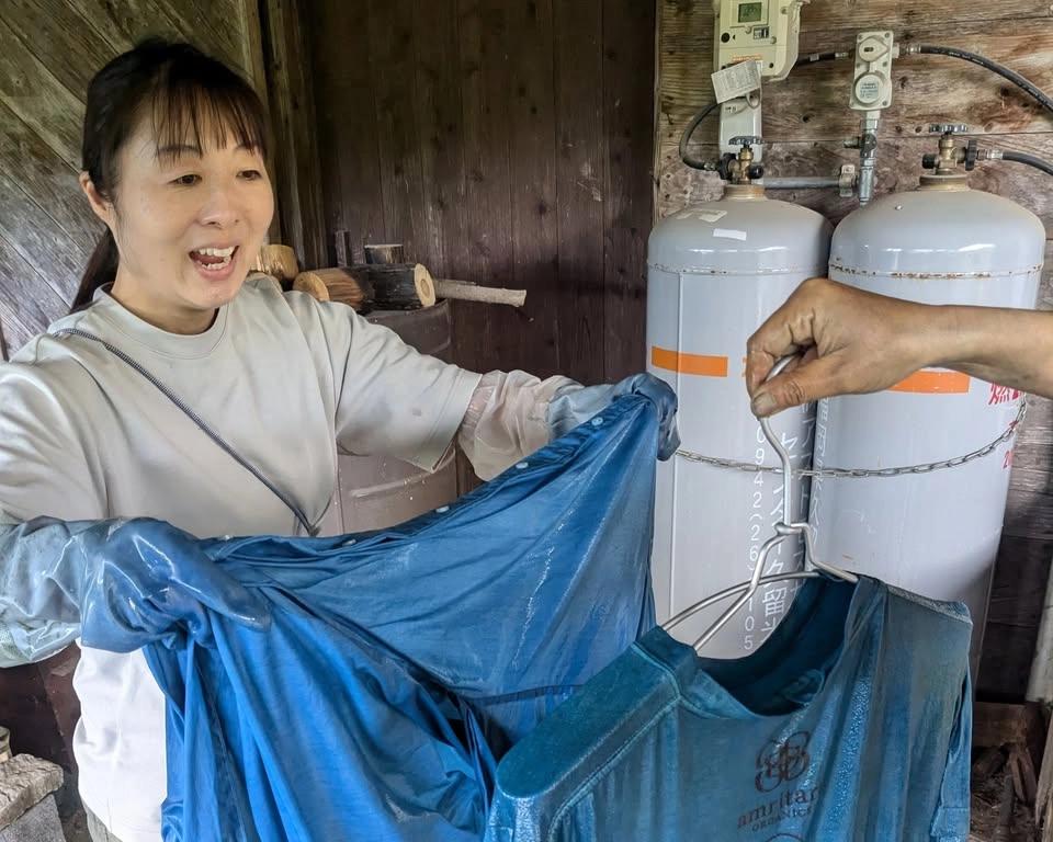 蓼藍染めによる染めなおしワークショップ in 町屋キュレーション『おもやい』(八女市蓼藍栽培プロジェクト)