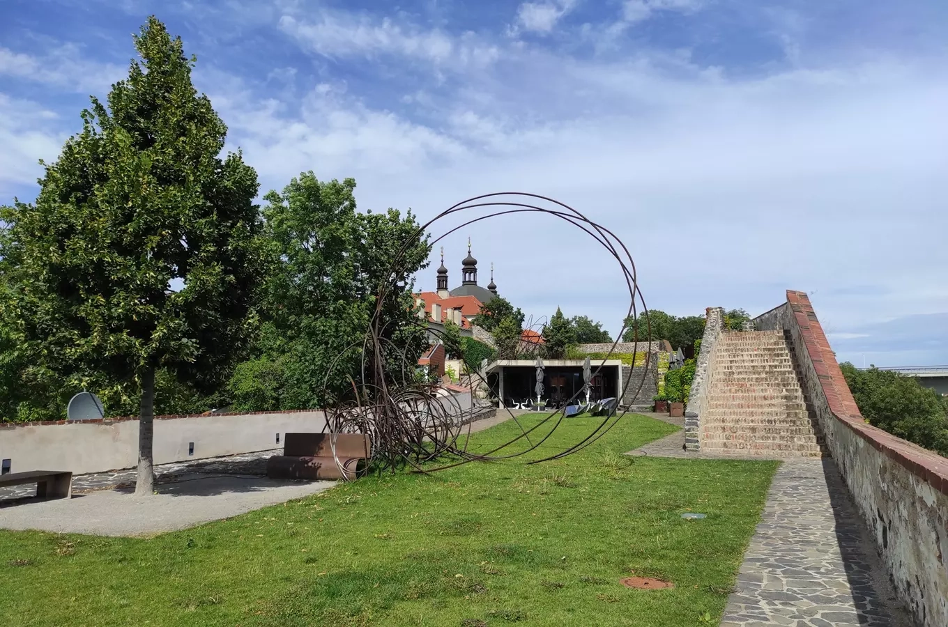 Vycházka průchody a zahradami Nového Města