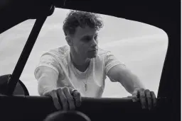 Kiio + Viktorie Molcar + misakort