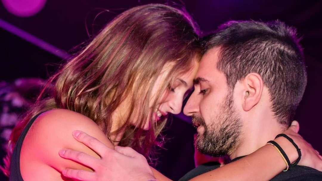 UnaMas Latin Saturday – Salsa, Bachata & Shows!