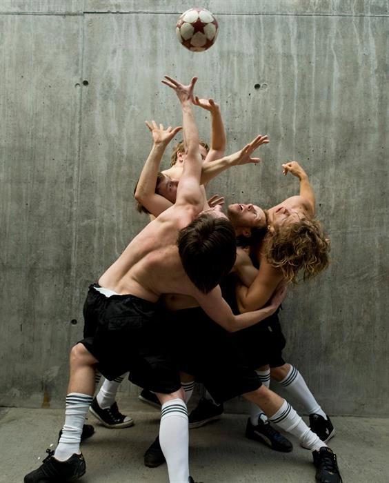 Jo Strømgren kompani: A Dance Tribute to the Art of Football