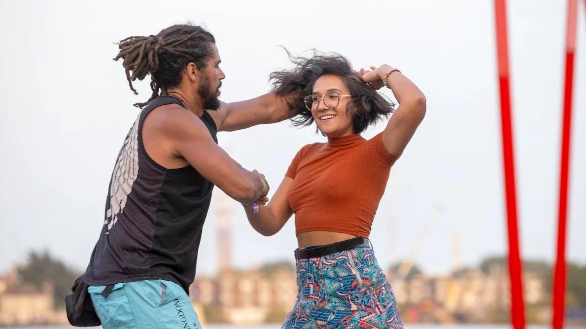 TANCHEERNA 💃 Dance Friending for Absolute Beginners 🎶