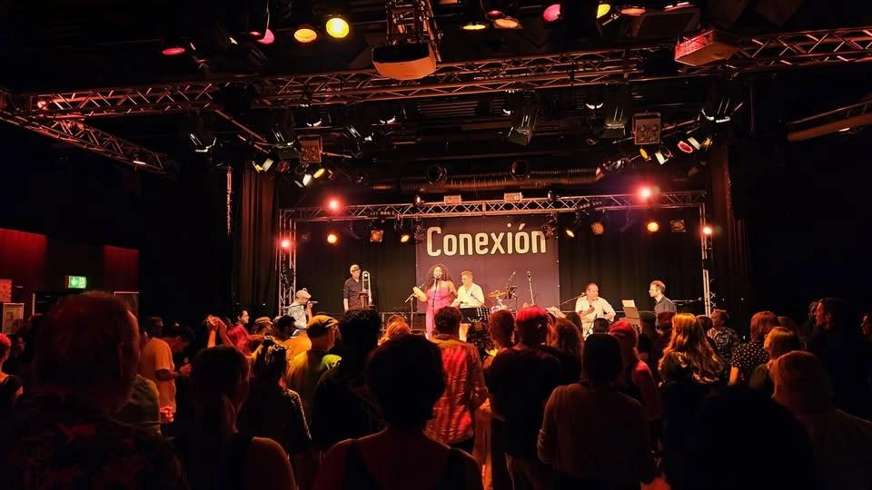 SALSA Tanznacht mit CONEXIÓN
