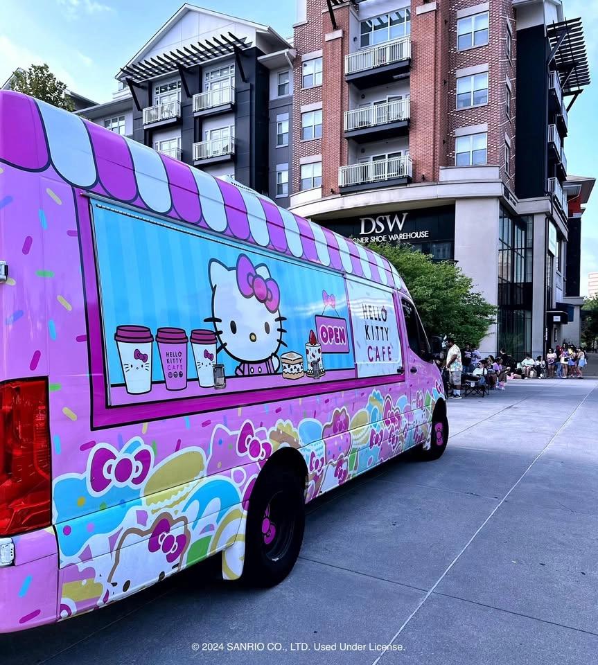 Hello Kitty Cafe Truck East - DC Appearance