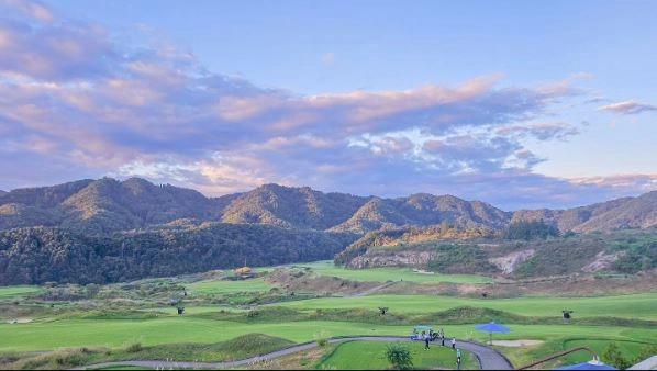Regular golf round at La Vie Belle Dunes Golf Club on June 19, 2026