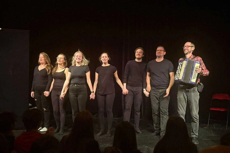 Improvizační představení StoryBufet – improVýkřik
