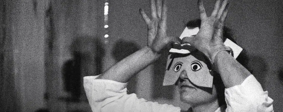 Fernisering * Alison Knowles: Retrospektiv 1960-2022