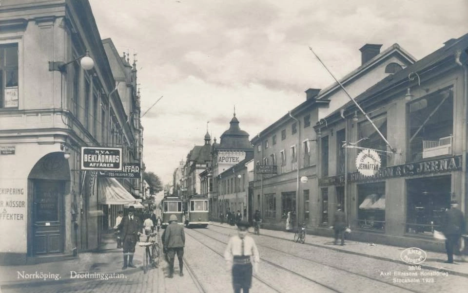Drottninggatans historia och arkitektur