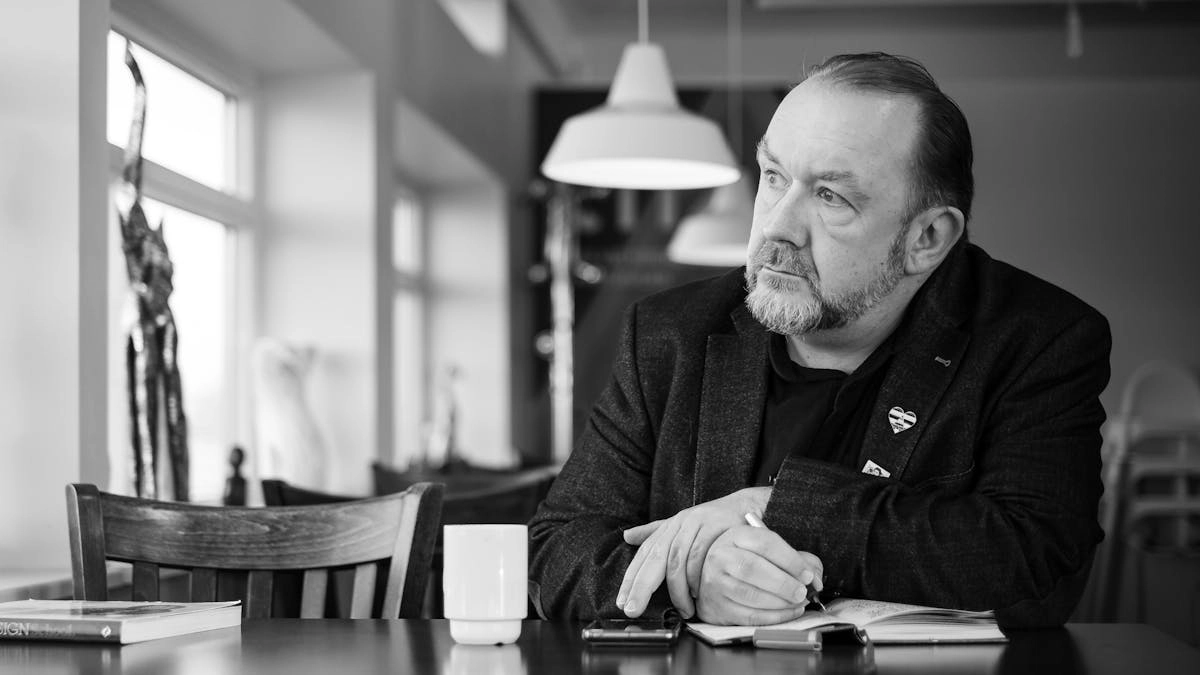 Knæk Lysets Kode: Skab fantastiske portrætter med dagslys og flash