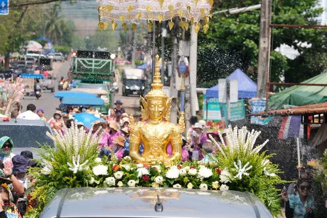 งานบวชเนกขัมมะปฏิบัติธรรม รุ่น ๒/๒๕๖๙ , งานทำบุญสงกรานต์ งานแห่พระพุทธรูปทองคำ , งานอุ้มพระสรงน้ำ