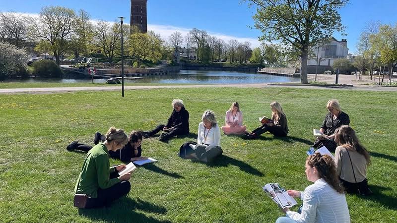 Silent reading