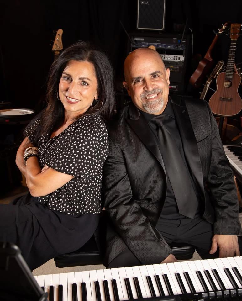 Duets - Nicholas Psyhogios & Stefanie Lemmon Brinegar at HOLLYWOOD CASINO AURORA!