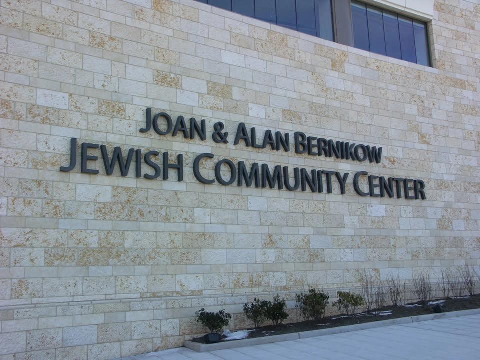 Joan Caddell & The Midnight Choir @ The JCC Bernikow Center