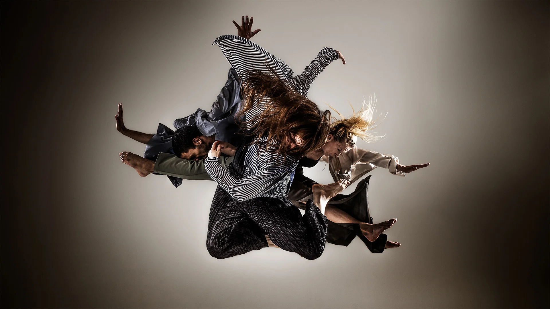 Uforska dansens och teaterns värld!