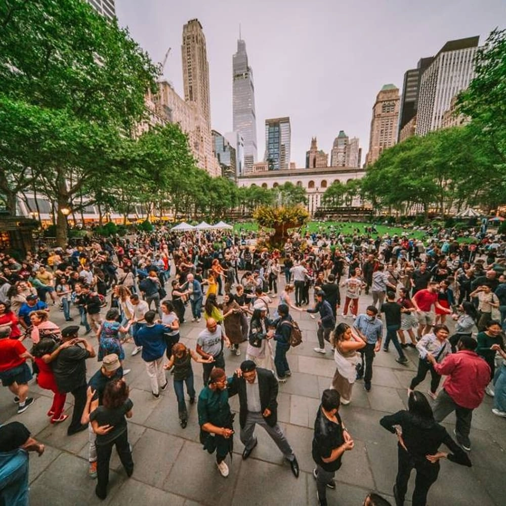 Vamos a Bailar - Bachata Meetup @ Bryant Park