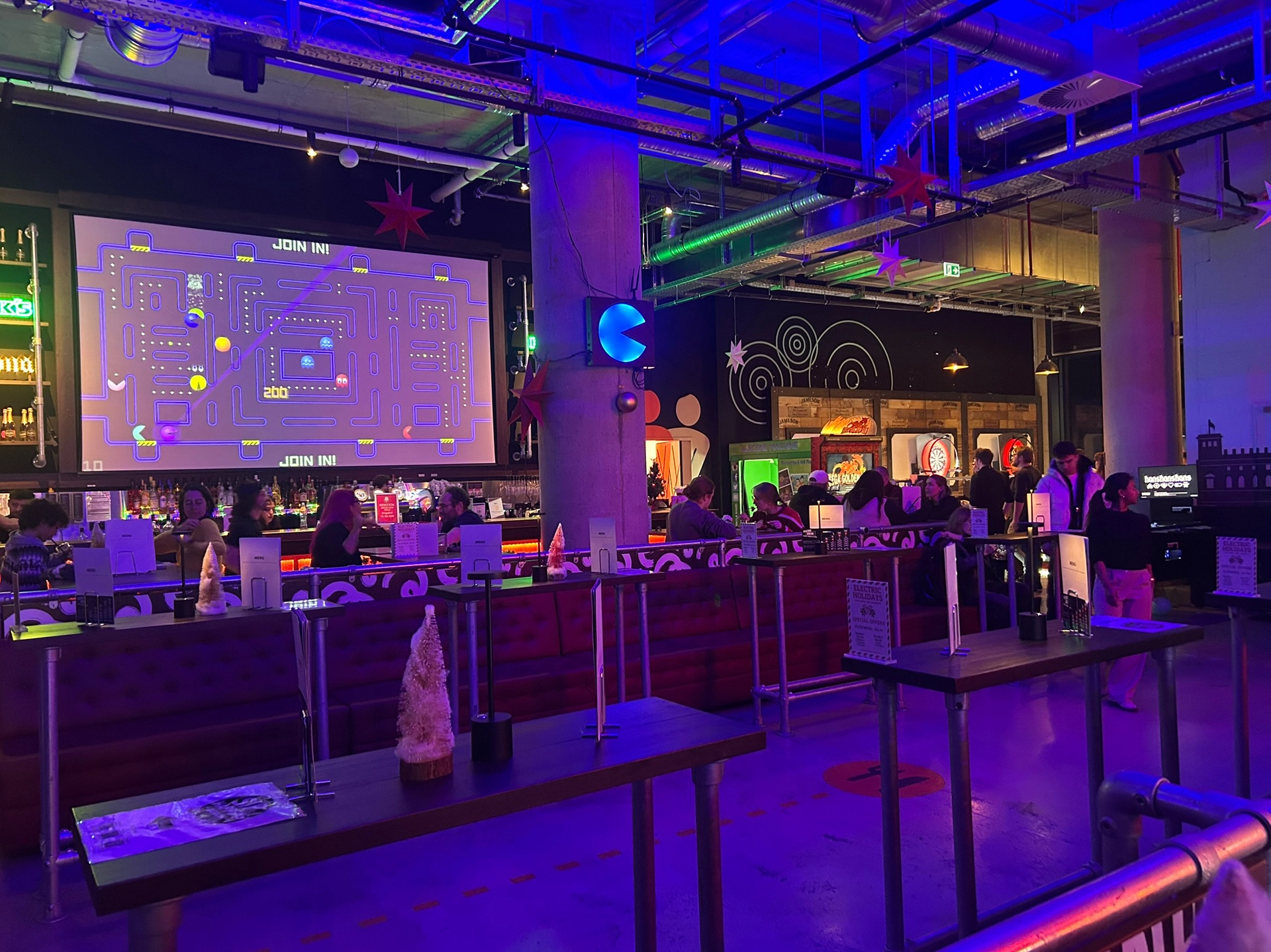 Sip Happens! Saturday Social @ Electric Social ⚡