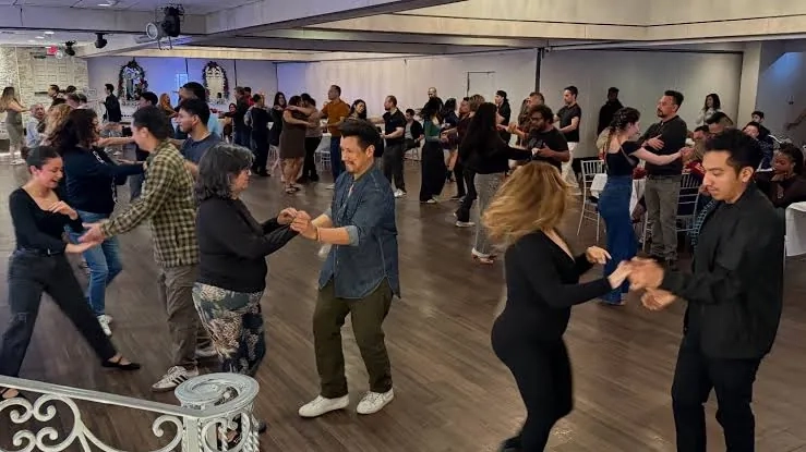 Salsa Sundays at Stevens Steakhouse