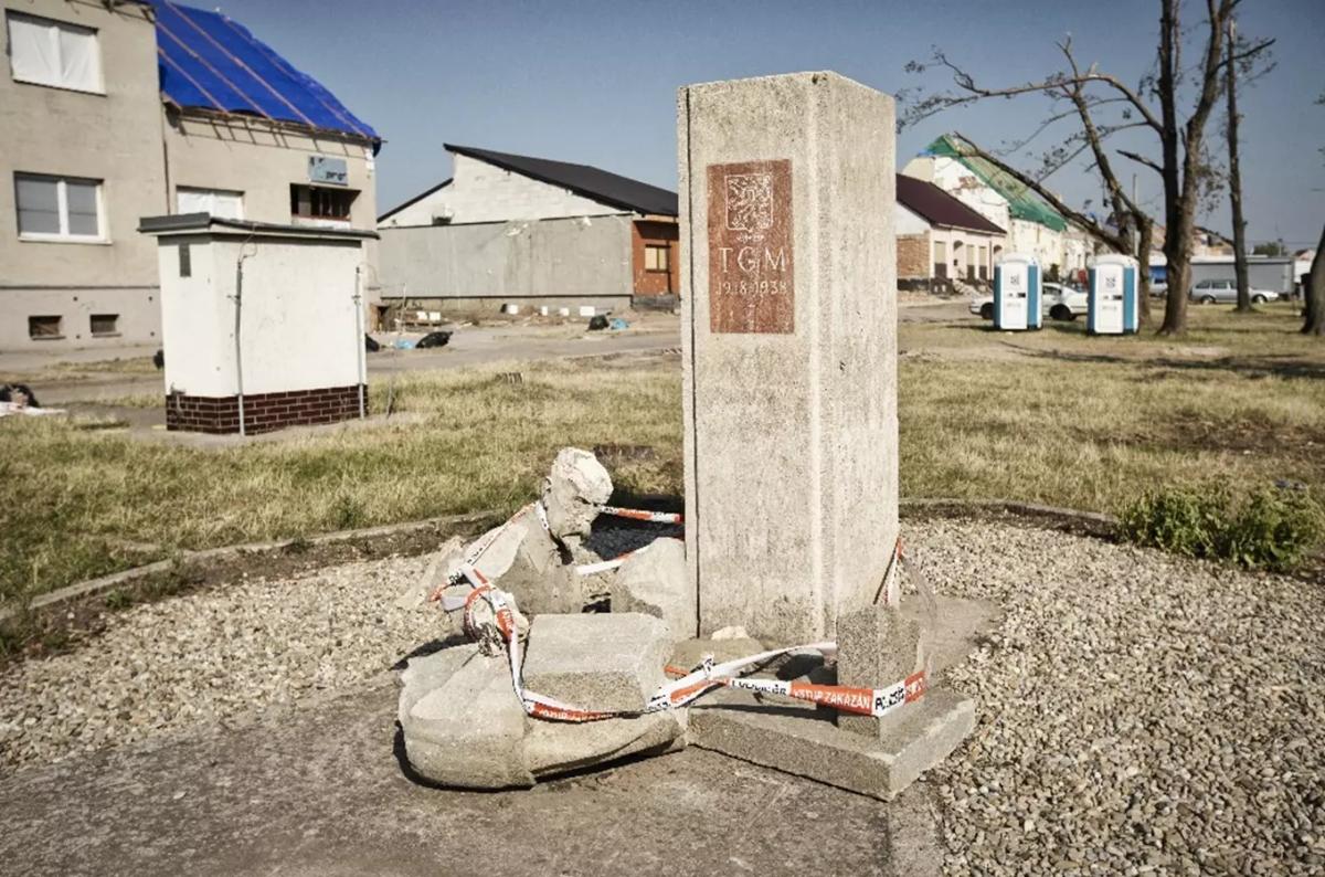 Komentovaná prohlídka výstavy Czech Press Photo s Liborem Fojtíkem