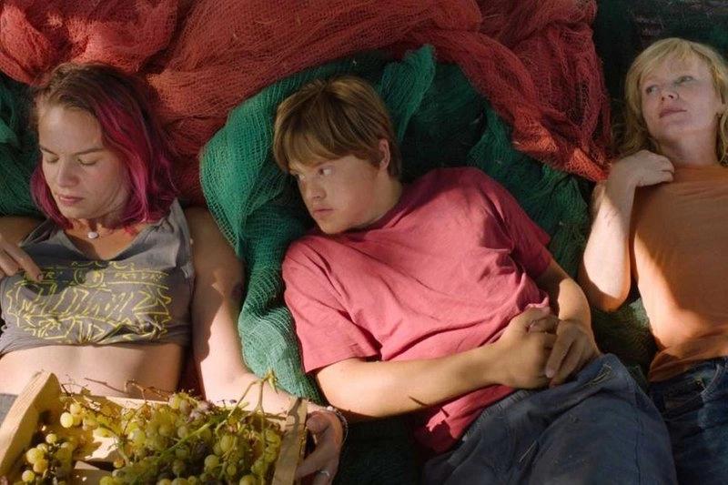 Scala na provázek.dvoře: projekce filmu Karavan