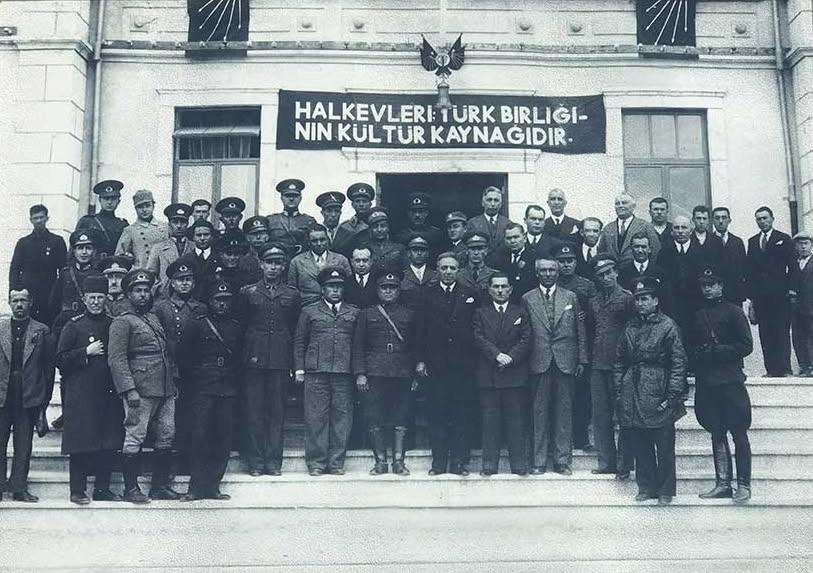 The role of Halkevi libraries in the early Turkish Republic - Eve Lacey