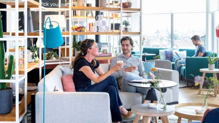 Meet other creatives over drinks!