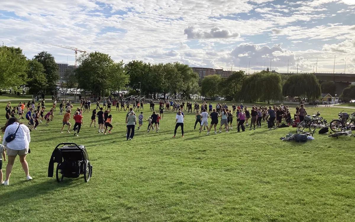 Gympa i gröngräset