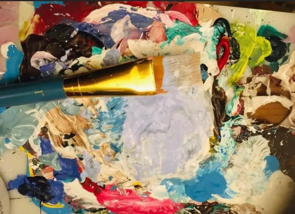 Konstutställning & konst-terapi