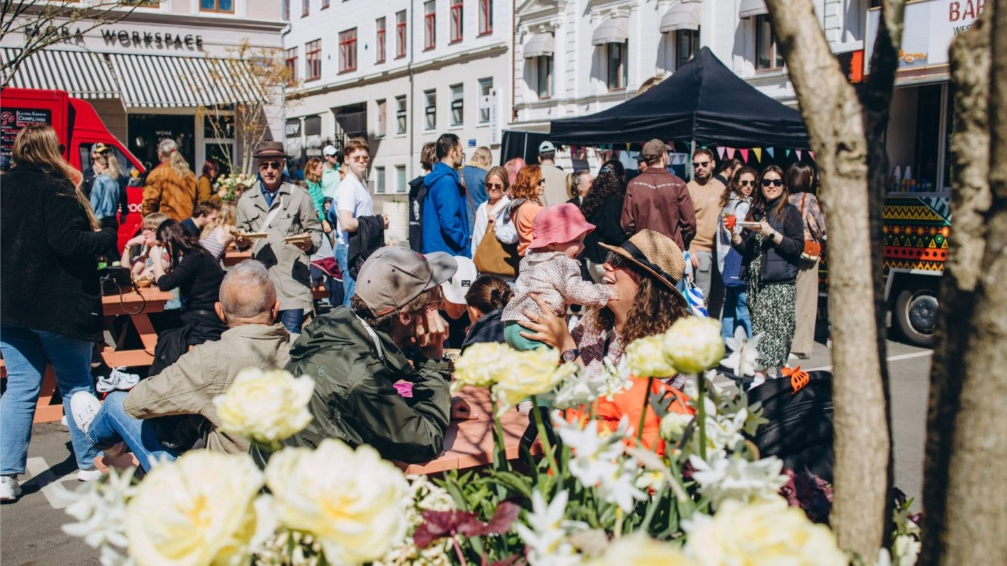 Vegan Market: let's get some nice food together!