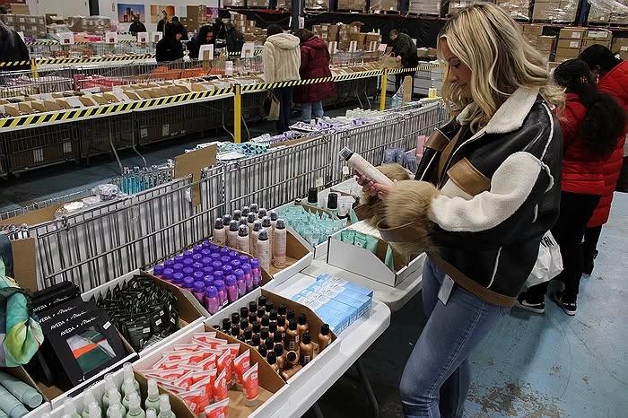 The Estée Lauder Companies Cosmetics Warehouse Sale