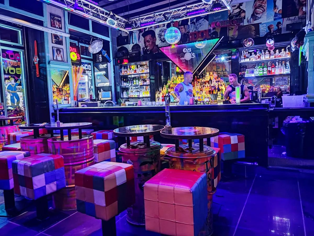MS ve fotbale: Uruguay – Španělsko | CAFE 80's