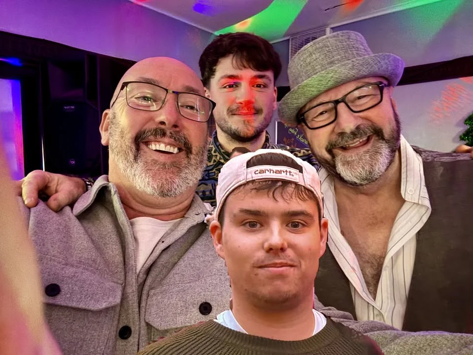 Taxi & Alan Mowatt: Lichties Live