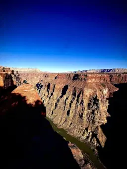 April Bar 10 Layover Tour