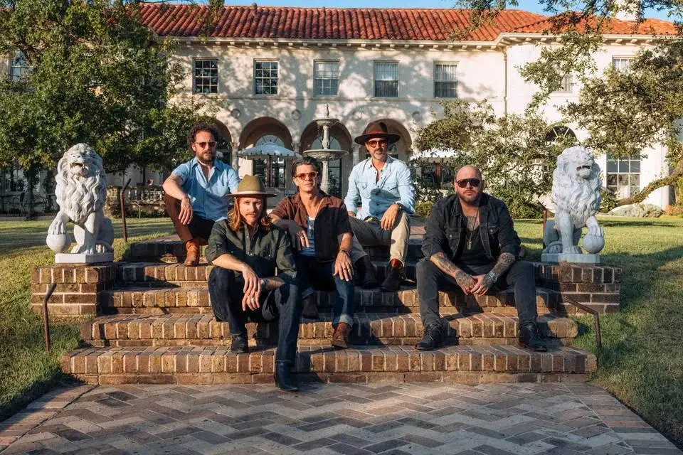 Band of Heathens in Concert