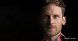 Yann Yuro: Offenbarung - Posthof Linz