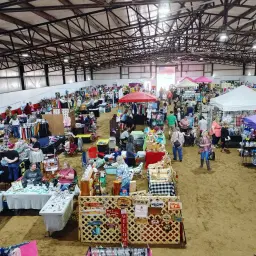 Country Road Marketplace - Spring Show