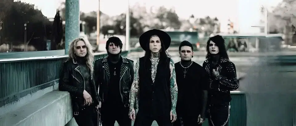 Vampires Everywhere! with Special Guests The Bunny The Bear