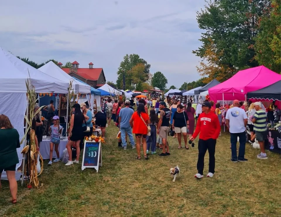 Sassy Summer Market 2026 by Wooden Barn Shop