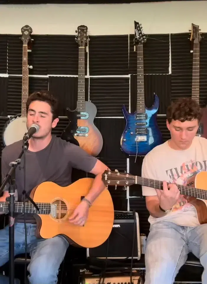 Dale Rhose Acoustic Duo at The Patio at Horsham 8/2 3pm