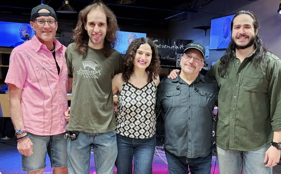 Serendipity grooving at Napolitano's Lounge & Brooklyn Pizza