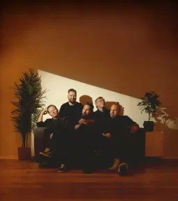 Pajan klubilla, Egotrippi