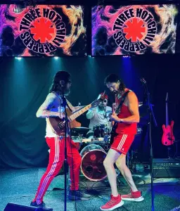 Crazy about the Chili Peppers!!! - Red Hot Chili Peppers Tribute!