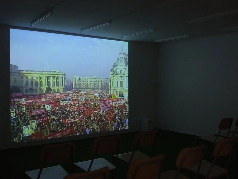Double opening, Harun Farocki: VIDEOGRAMME EINER REVOLUTION (2026) and Pontus Pettersson: AIR