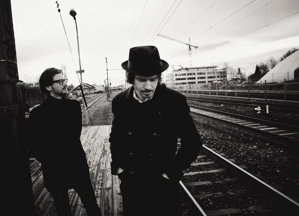 Mayflower Madame (NOR) - Hamburg - Goldener Salon / Hafenklang