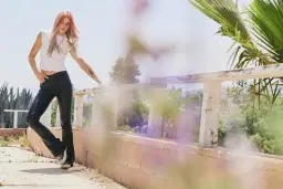 Taylor Acorn - Berlin, Mikropol